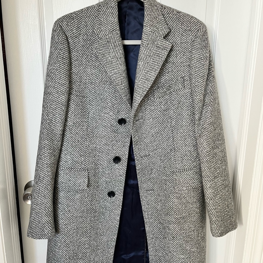 Brand new with tags Paul Stuart Mens Coat